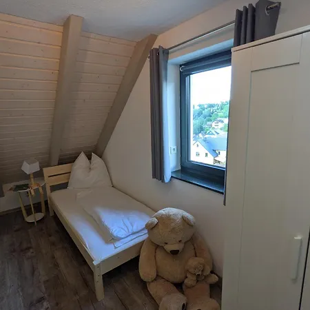 Muehl - Familienfreundlich, 2 Schlafzimmer, Grosses Grundstueck, Erzgebirge *