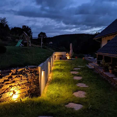 Muehl - Familienfreundlich, 2 Schlafzimmer, Grosses Grundstueck, Erzgebirge * 마리엔스베르크