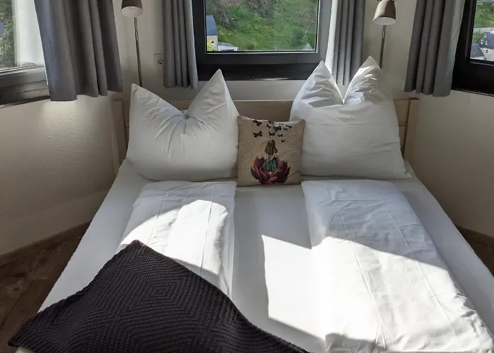 Apartment Muehl - Familienfreundlich, 2 Schlafzimmer, Grosses Grundstueck, Erzgebirge