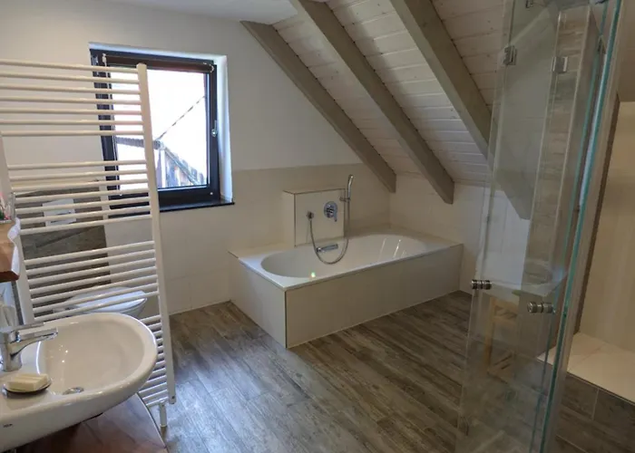 Muehl - Familienfreundlich, 2 Schlafzimmer, Grosses Grundstueck, Erzgebirge Apartment Marienberg