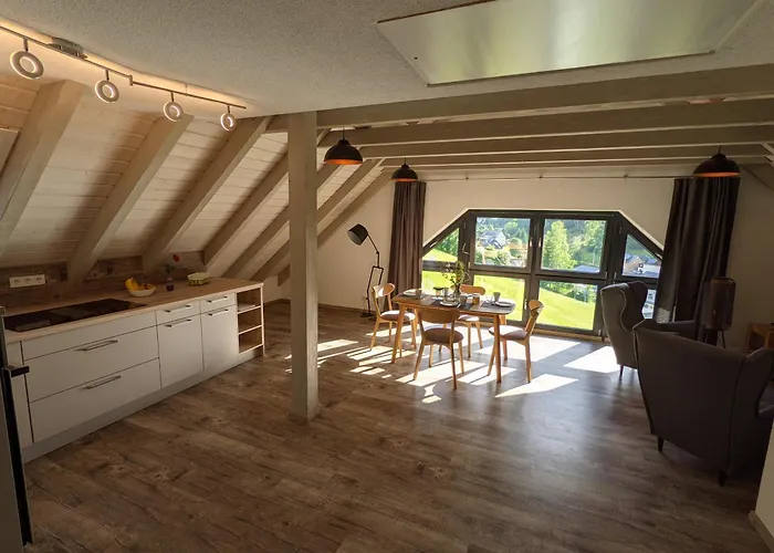 Apartment Muehl - Familienfreundlich, 2 Schlafzimmer, Grosses Grundstueck, Erzgebirge